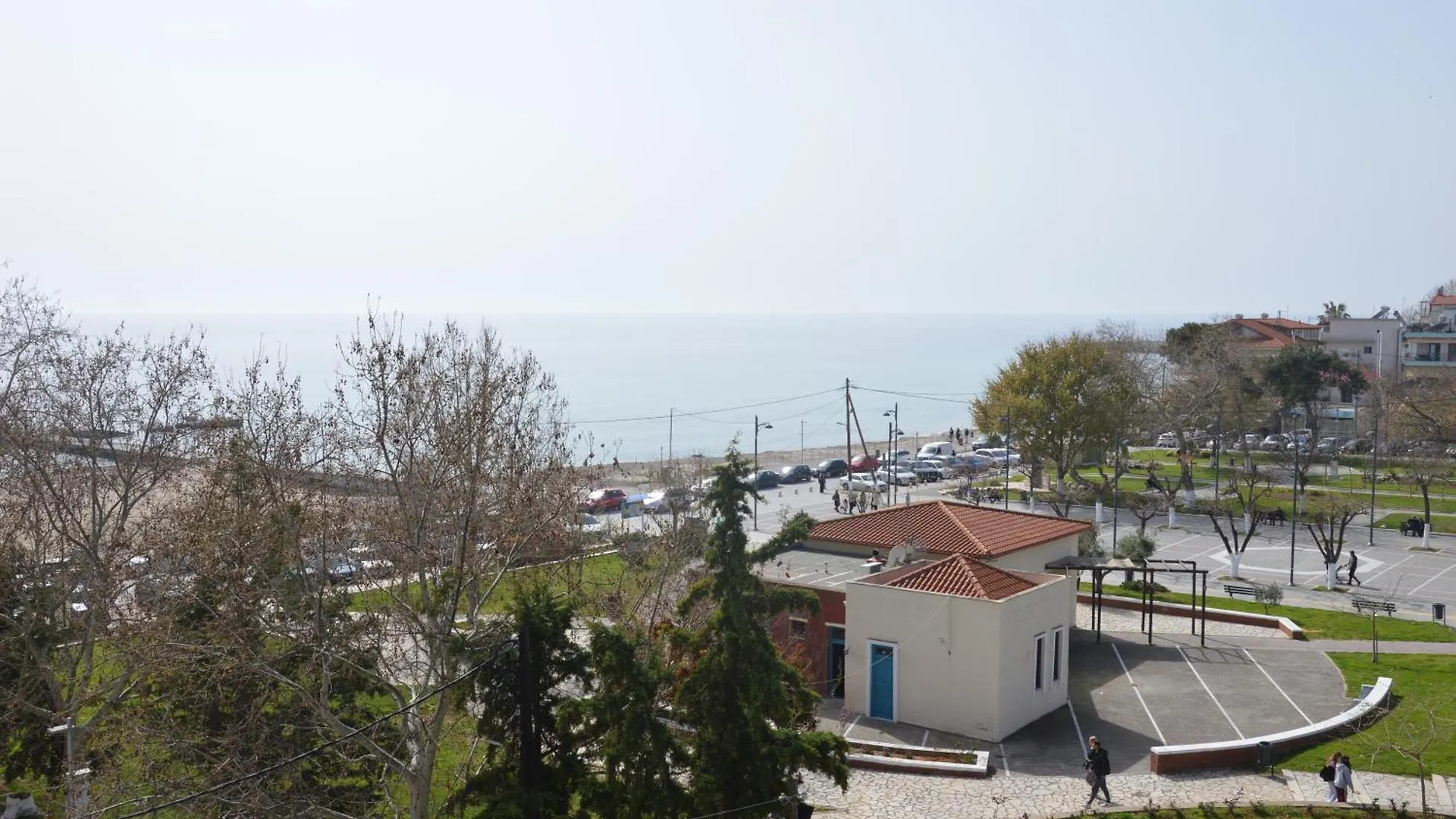 Aqua Mare Sea Side Rooms Nea Kallikrateia