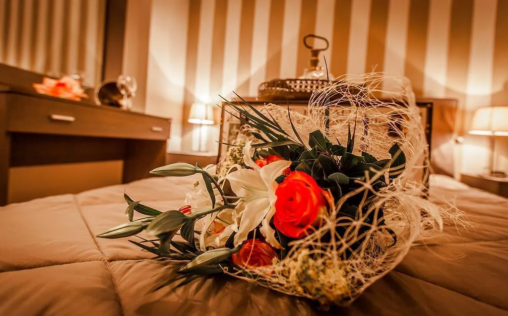 Aqua Mare Sea Side Rooms Nea Kallikrateia Griechenland