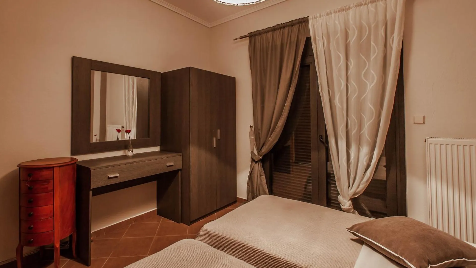 Hotel apartamentowy Aqua Mare Sea Side Rooms Nea Kallikrateia