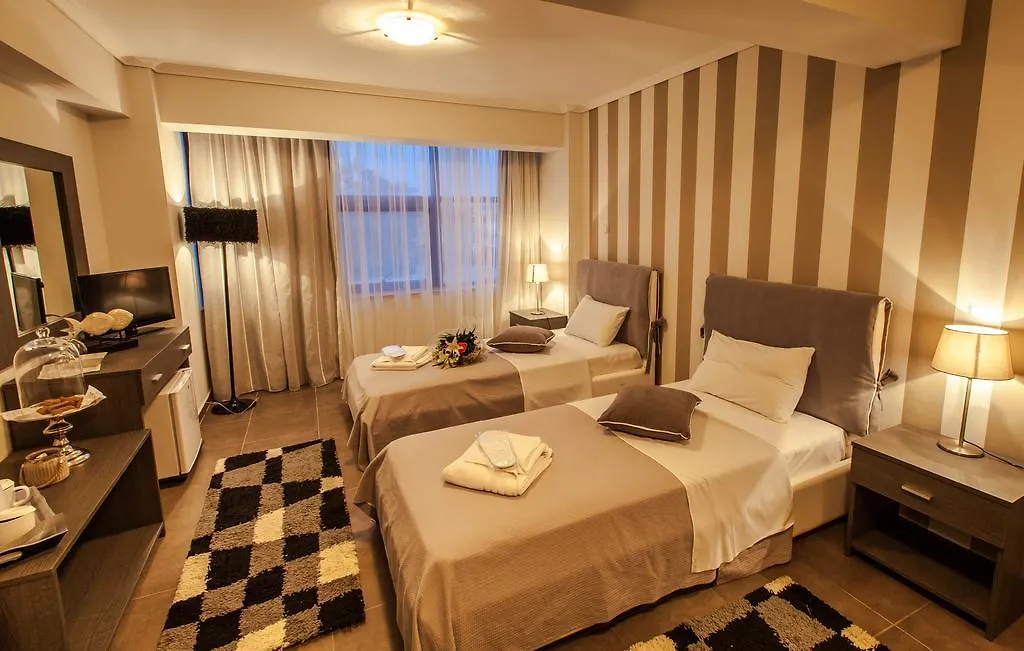 Aqua Mare Sea Side Rooms Nea Kallikrateia Hotel de apartamente