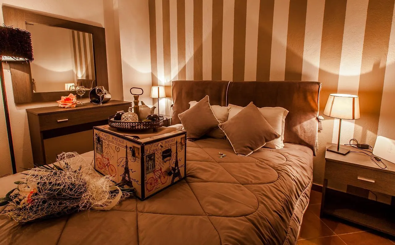 Hotel apartamentowy Aqua Mare Sea Side Rooms Nea Kallikrateia